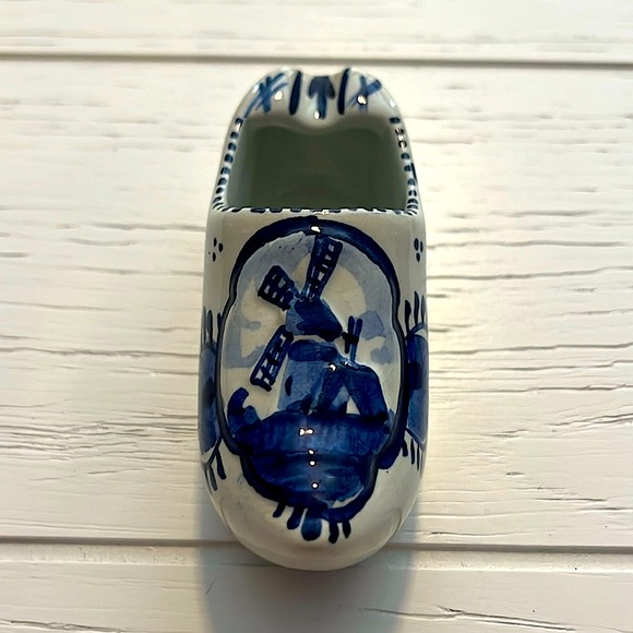 Delft Porcelain Windmill Boot - Picture 2 of 12